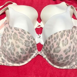 Victoria’s Secret bra bundle- size 38D- SOLD OUT
